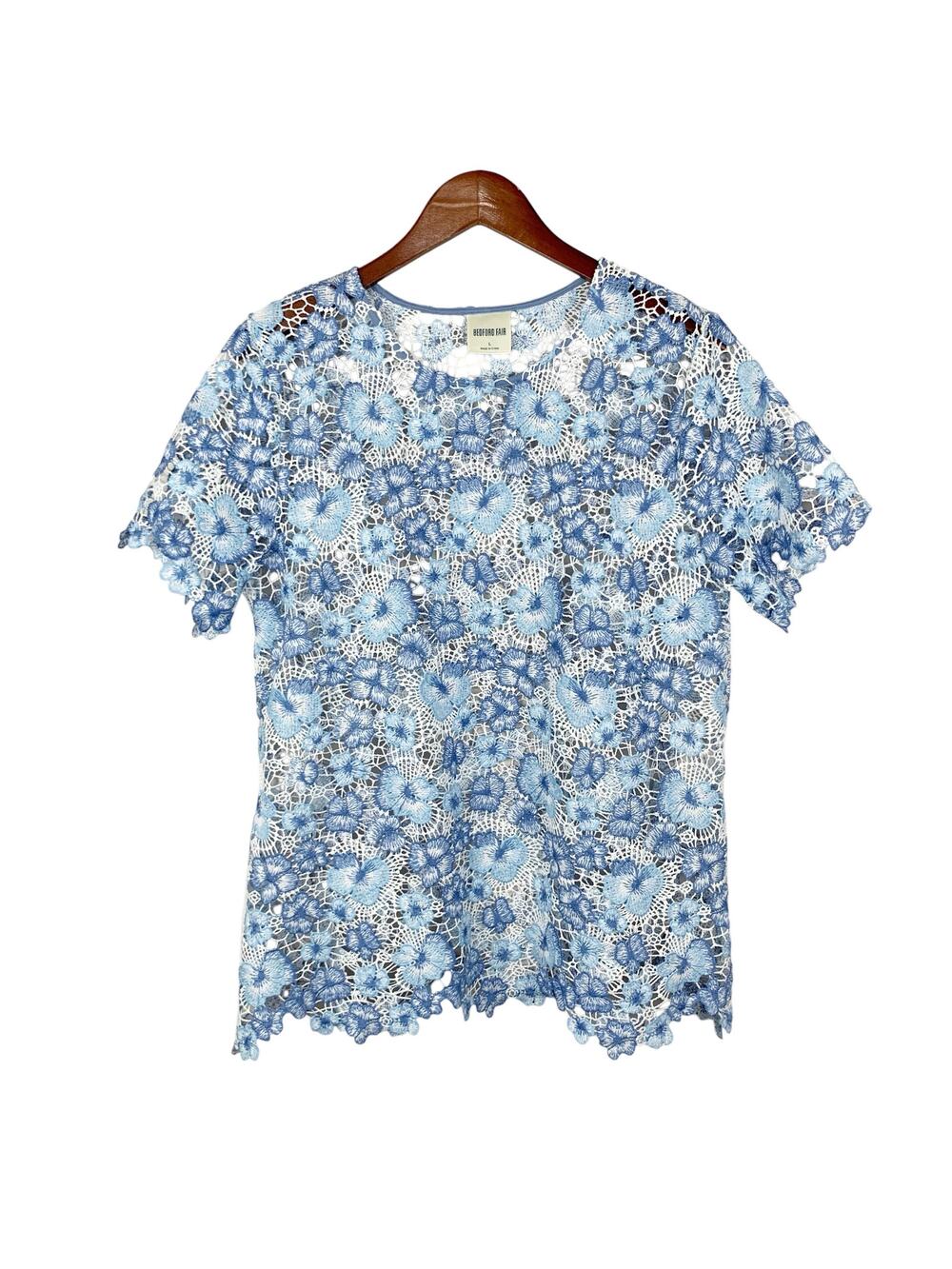 Bedford Fair Top Floral Crochet Blue White Open Knit Short Sleeve Women's L